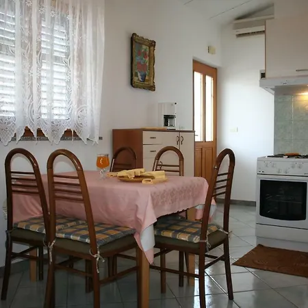 Apartmani Halilovic Umag Exterior foto
